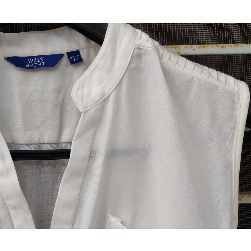 Wills lifestyle blouse🤍 - Picture 5 of 6